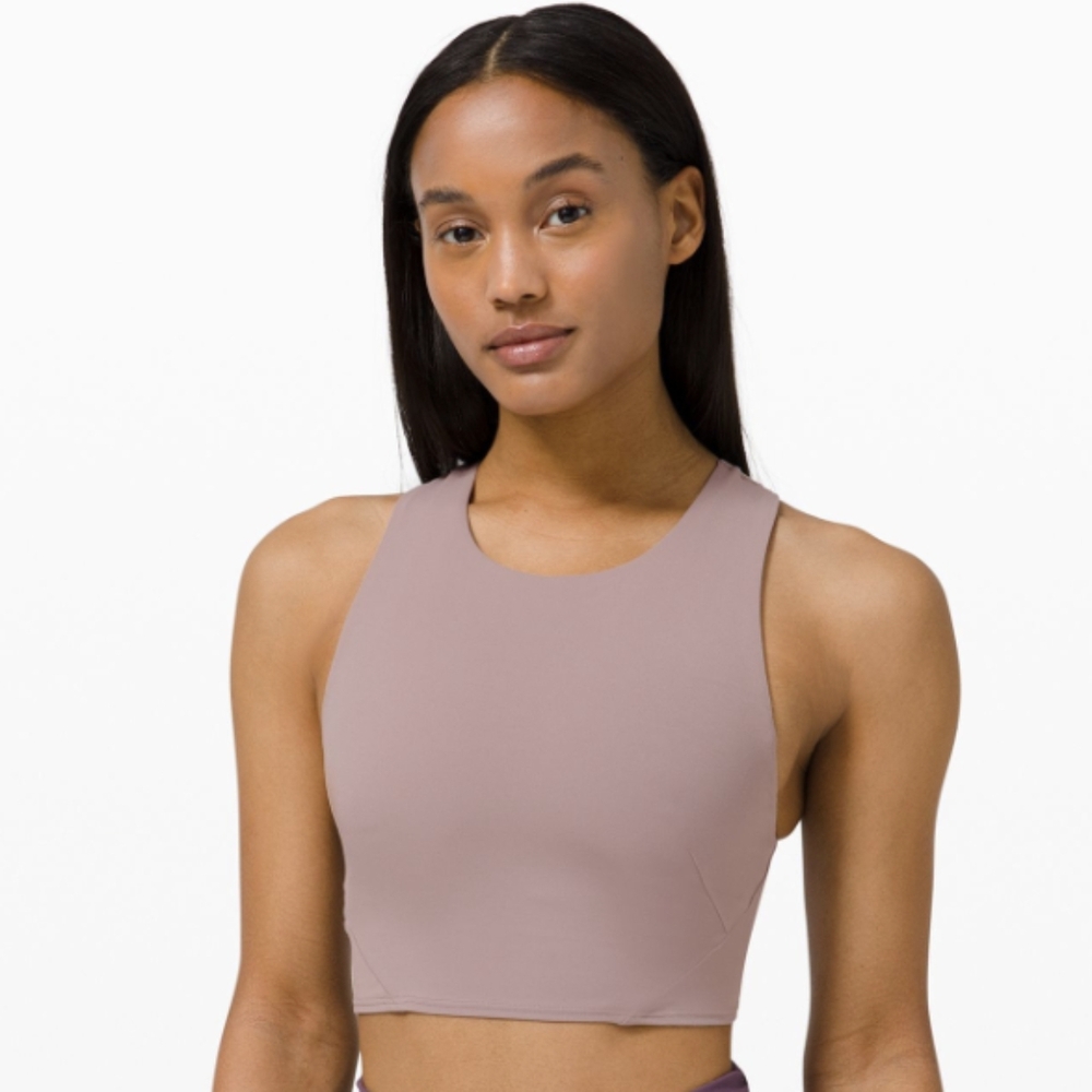 Lululemon Forward Fold Sports Bra / Light Support C/D cups Size 4 Violet Verbena